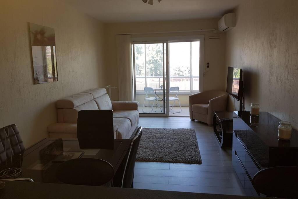 Beau A 50m De La Apartment